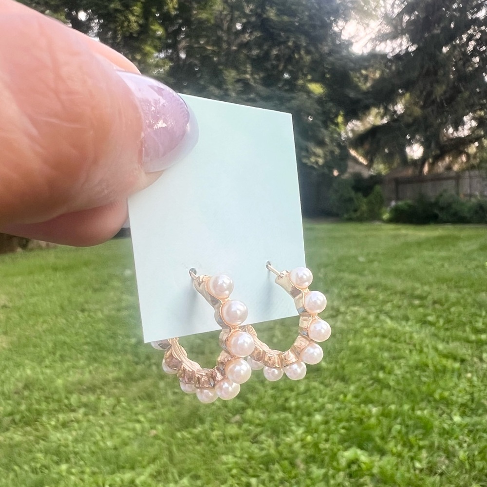 Brand new light weight pearl beads hoop earrings